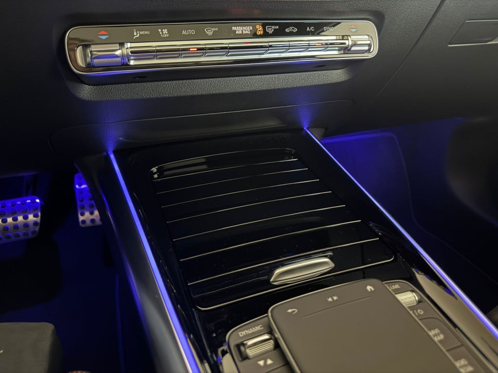 Mercedes-Benz Gla-klasse 180 business solution amg