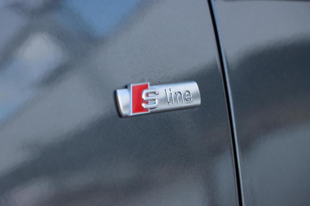 Audi Q3 35 tfsi s edition 150pk s tronic