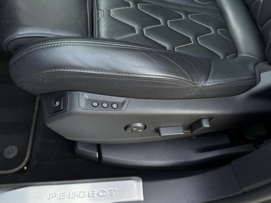 Peugeot 3008 1.2 puretech crossway * gt line * pano *