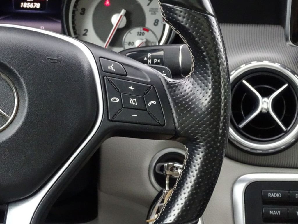 Mercedes-Benz Gla-klasse 200 prestige automaat | led | pano | el. koffer