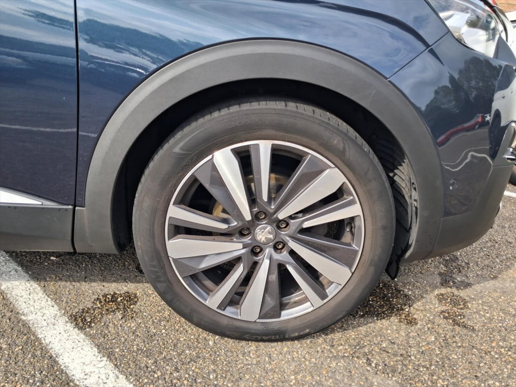 Peugeot 5008 1.2 pt 130pk s&s gt-line 7p navigatie | trekhaak | apple carpl