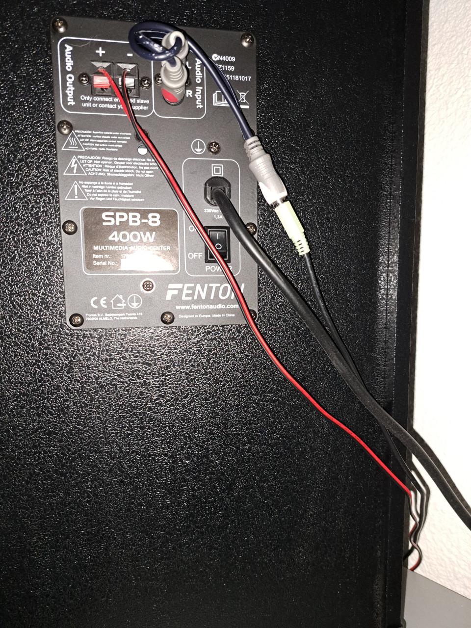 Actieve met passieve speakerset.