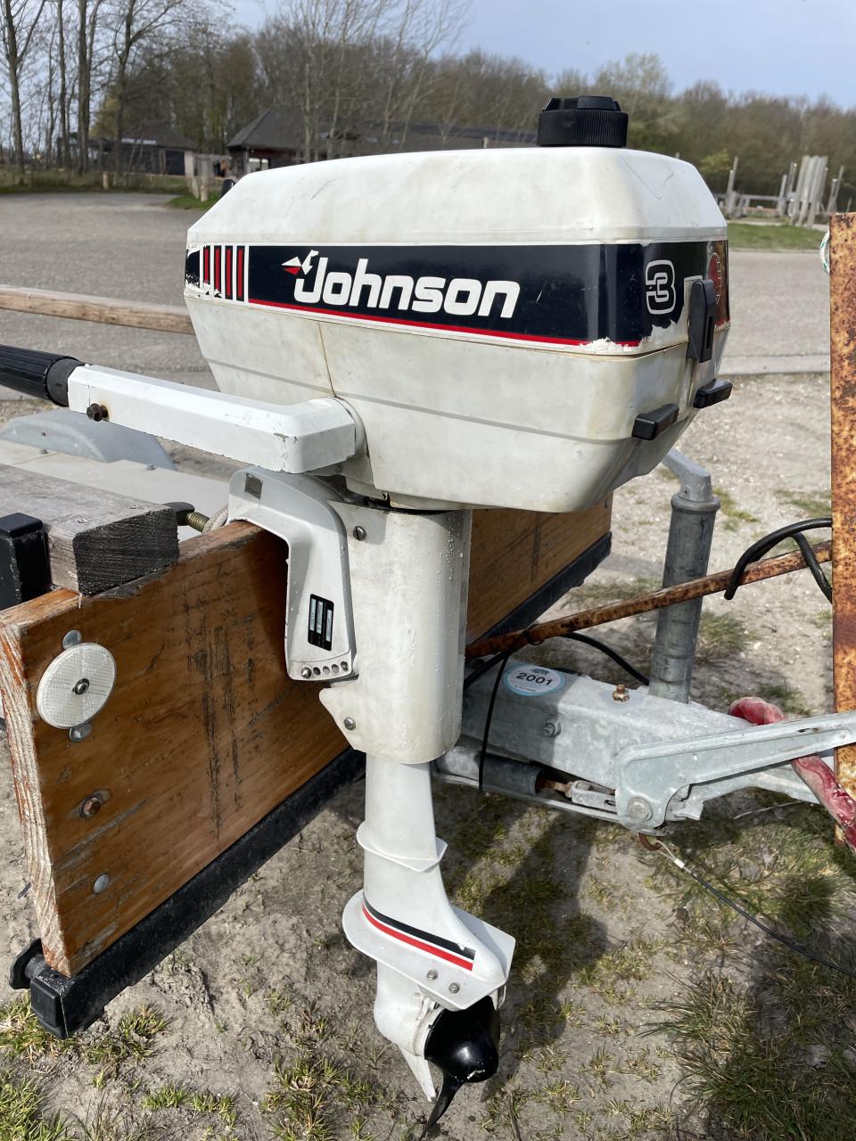 Te koop, twee buitenboordmotoren