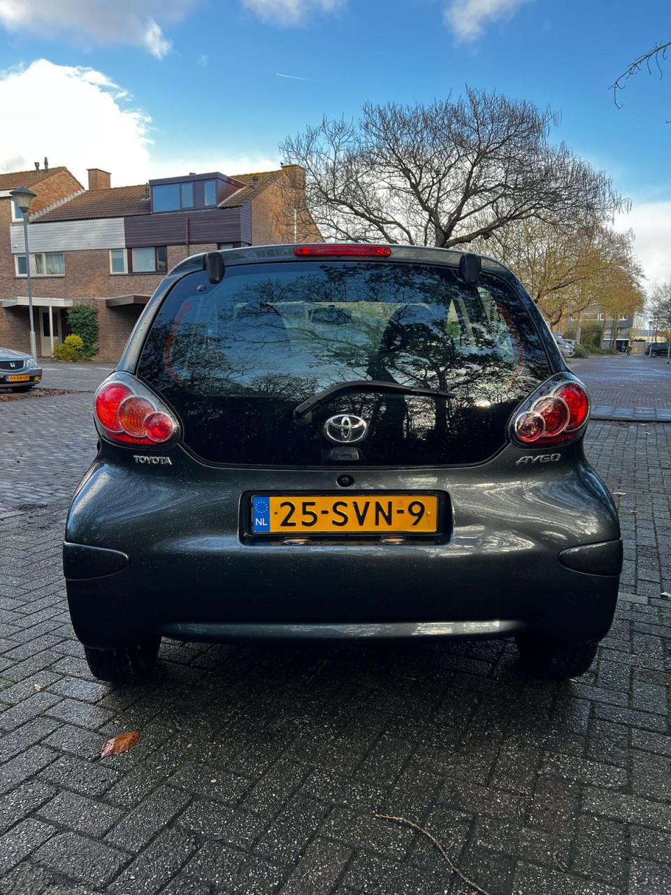 Toyota Aygo Aygo 1.0-12V Comfort Nav. +4 banden 4 velgen
