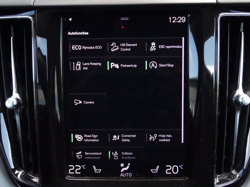 Volvo XC60 2.0 d4 momentum pro | adapt. led | apple carplay/android auto