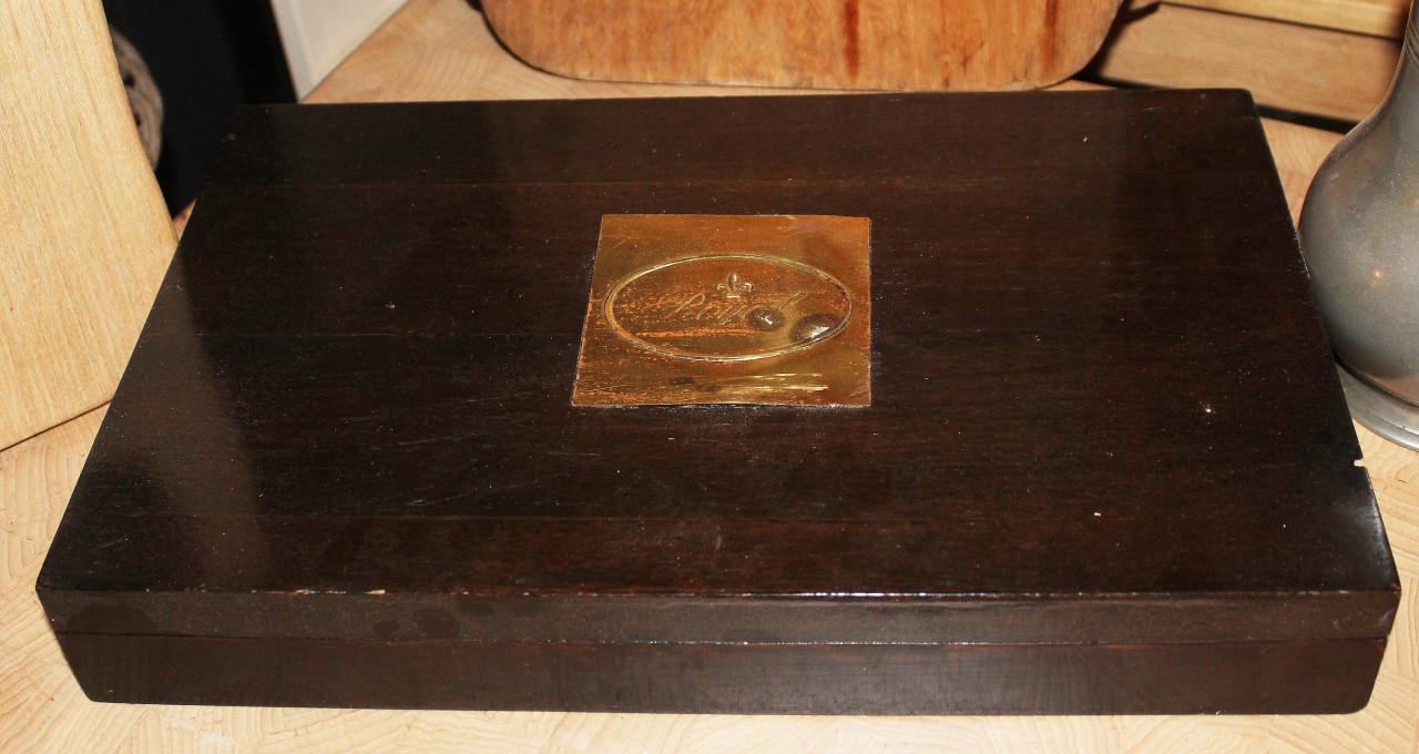 Ouderwets bestek kistje