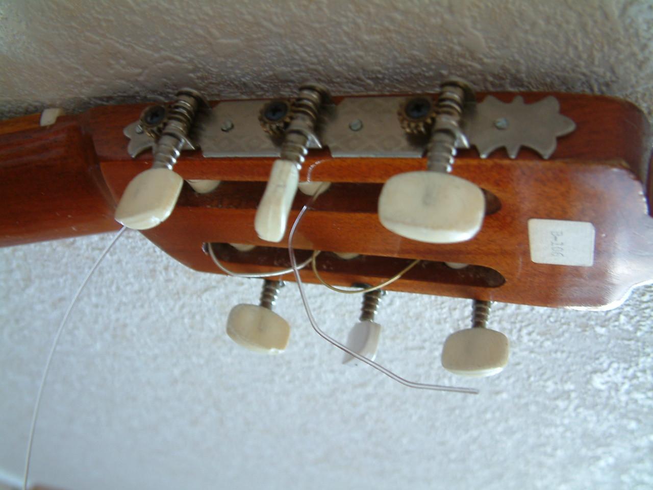 Klassiek gitaar 55 euro incl tas