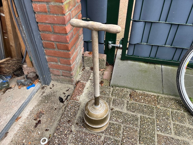 Wasstamper messing