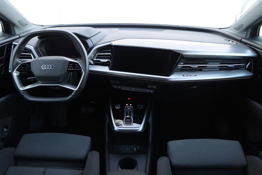 Audi Q4 E-tron 40 launch edition advanced plus 77 kwh