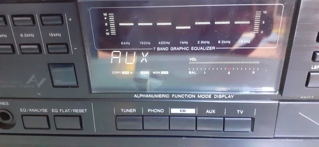 Versterker philipsFA777 2x 50 watt met eqalizer