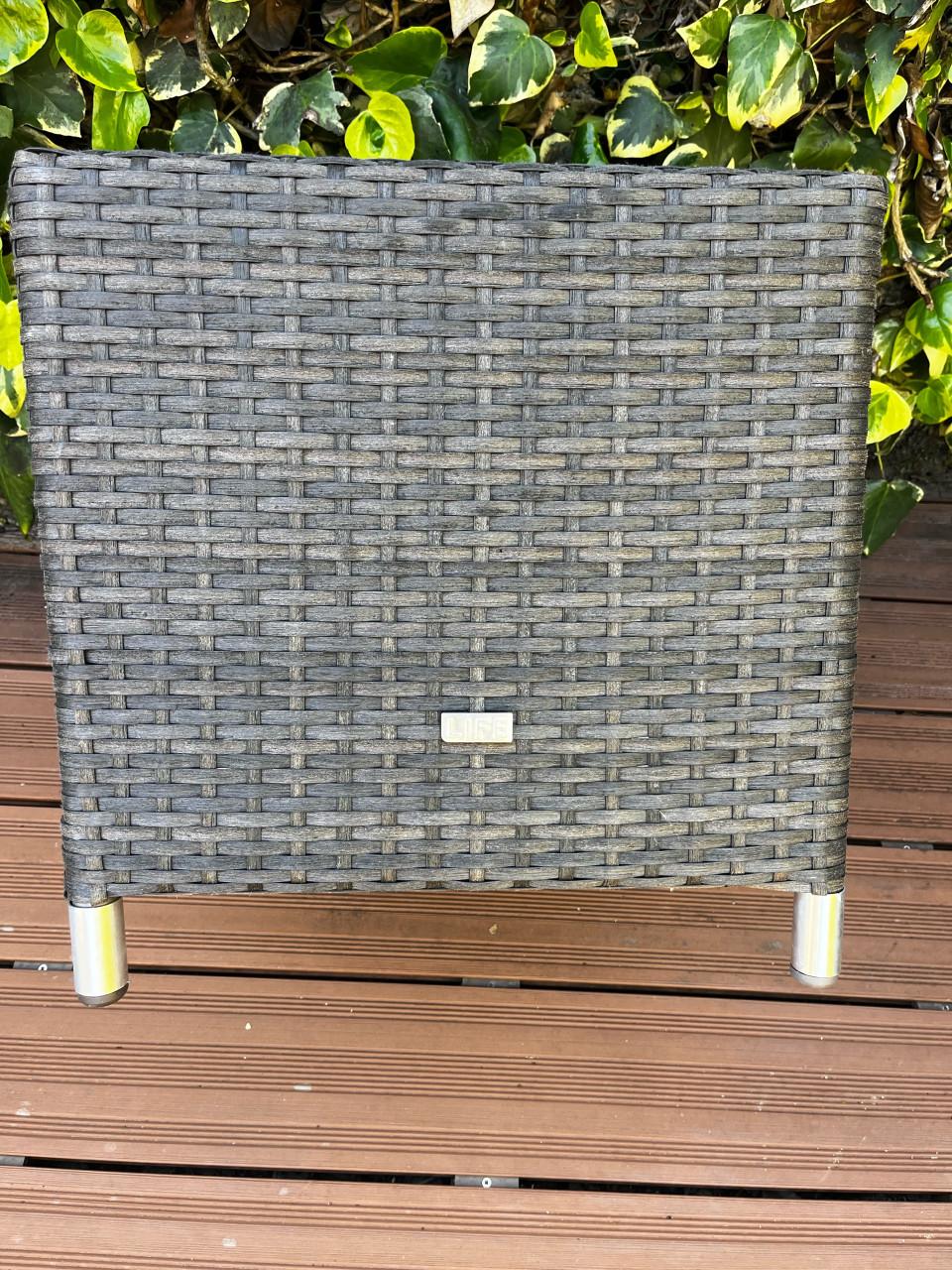 Hocker, tuintafeltje ‘Life & Garden’