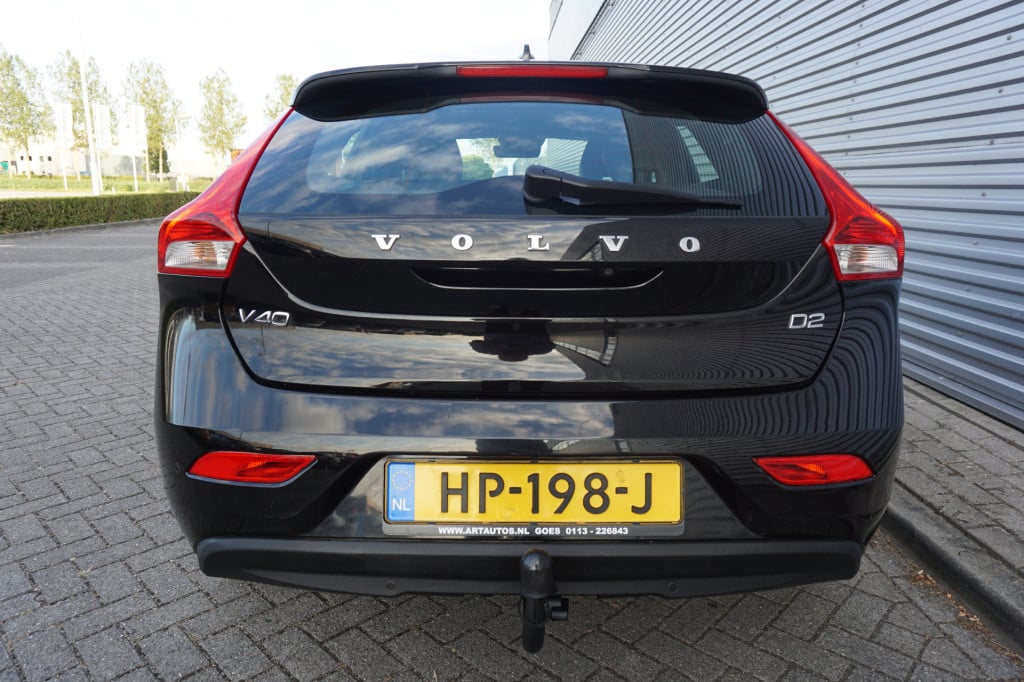 Volvo V40 2.0 d2 ocean race business airco / navi / camera / leder / cruise