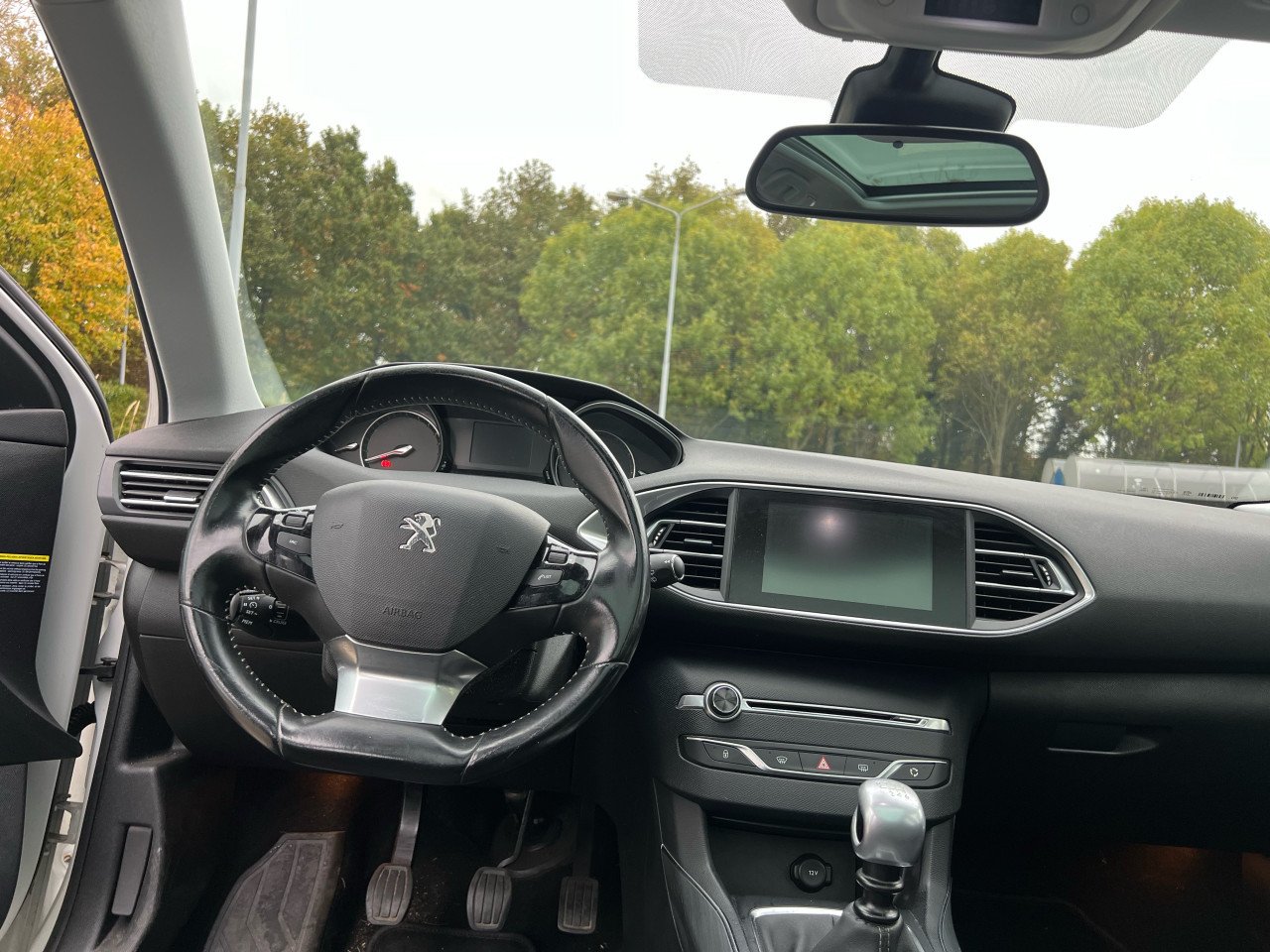 Peugeot 308 1.2 Allure | Apk | Nap | Airco | Navi | Pano | Vol Optie’s