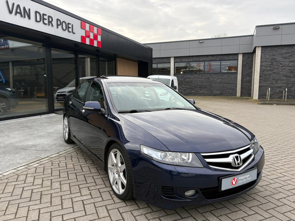 Honda Accord 2.0i executive