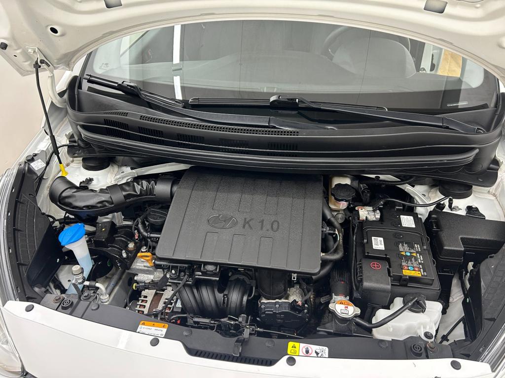 Hyundai I 10 occasion 1.0i comfort | wit | tweedehands hyundai i10 | airco 