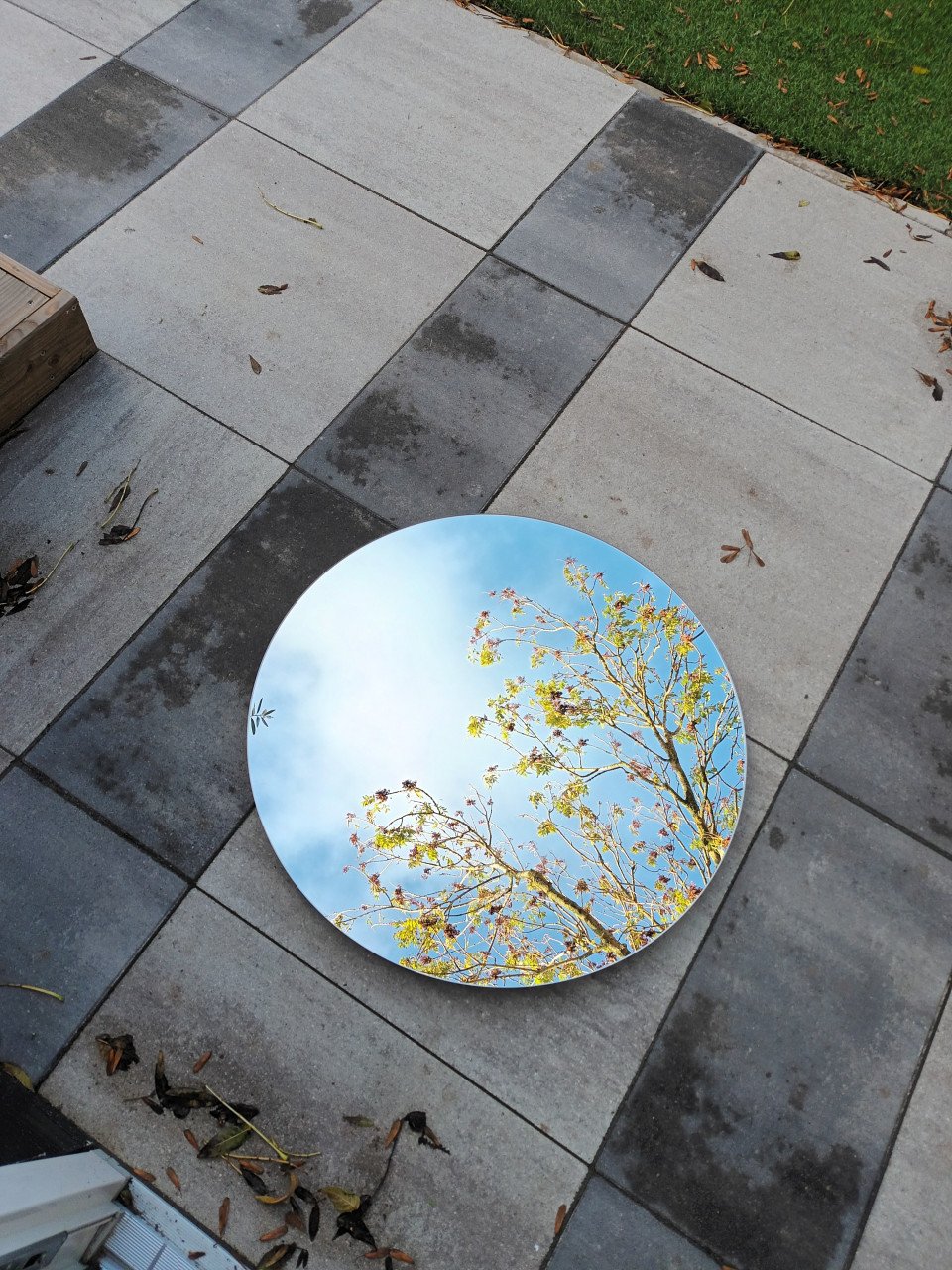Spiegel rond.