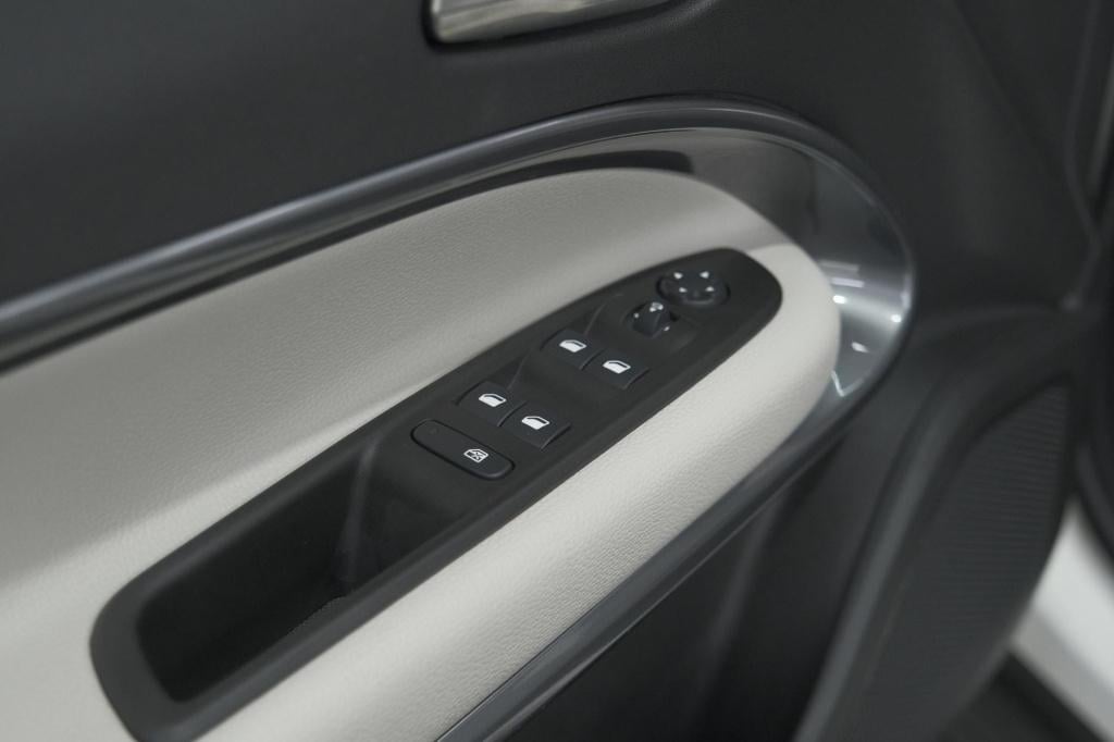 Fiat 600 1.2 hybrid 100 dct6 la prima | camera | adaptieve cruise control |