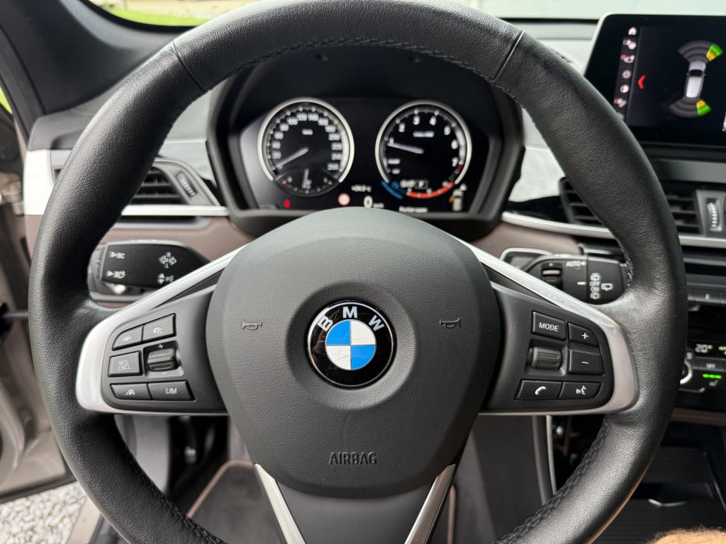 BMW X1 x-drive20i automaat high executive