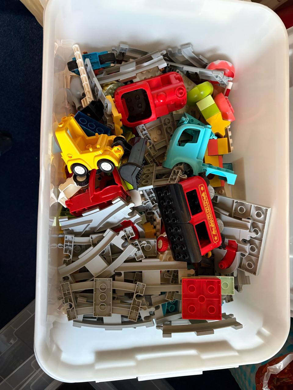 Duplo met oa Duplo Trein en rails