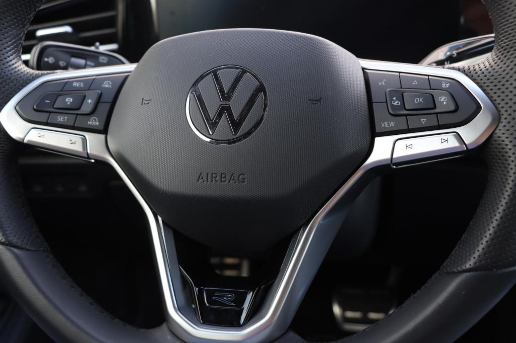 Volkswagen Passat variant 1.5 etsi r-line business dsg7 150pk ergo stoel | 