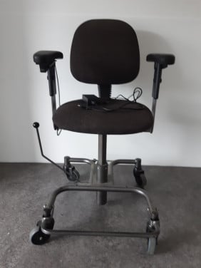 Te koop Trippelstoel.