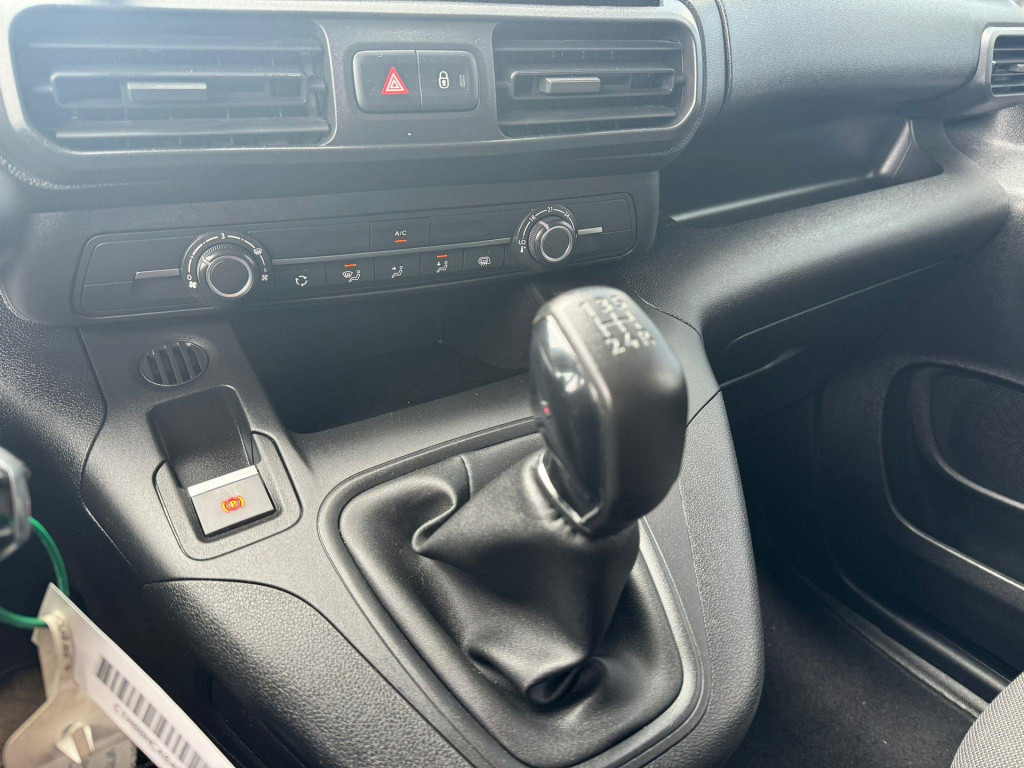 Citroen Berlingo 1.6 bluehdi club airco / cruise controle / navi / euro 6