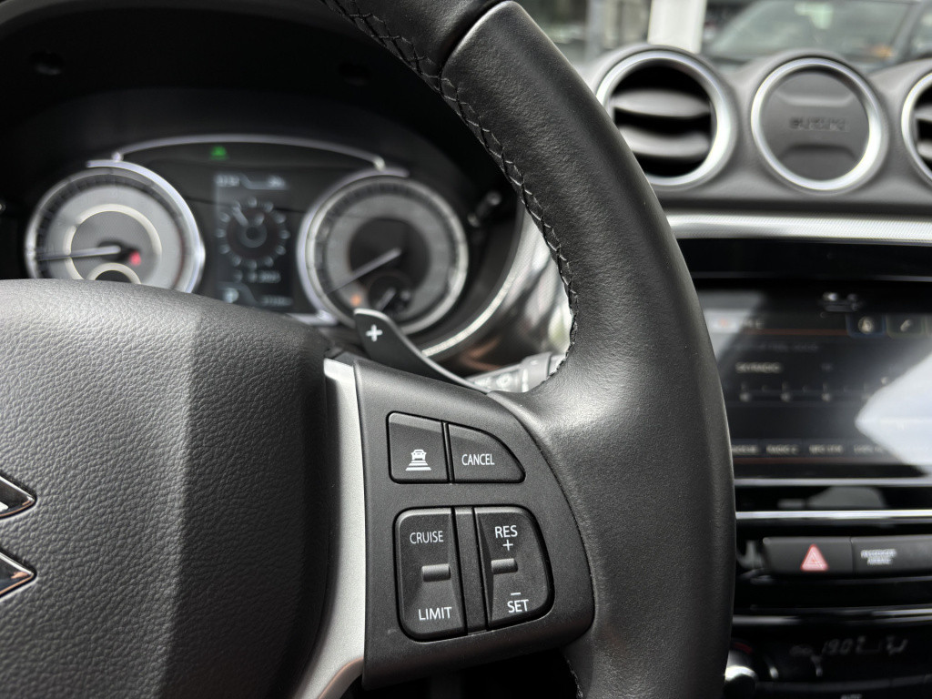 Suzuki Vitara automaat 1.5 hybrid style panoramadak