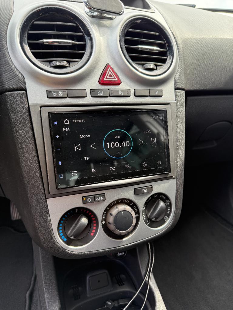 Opel Corsa 1.2 ecoflex selection - airco - stoelverwarming