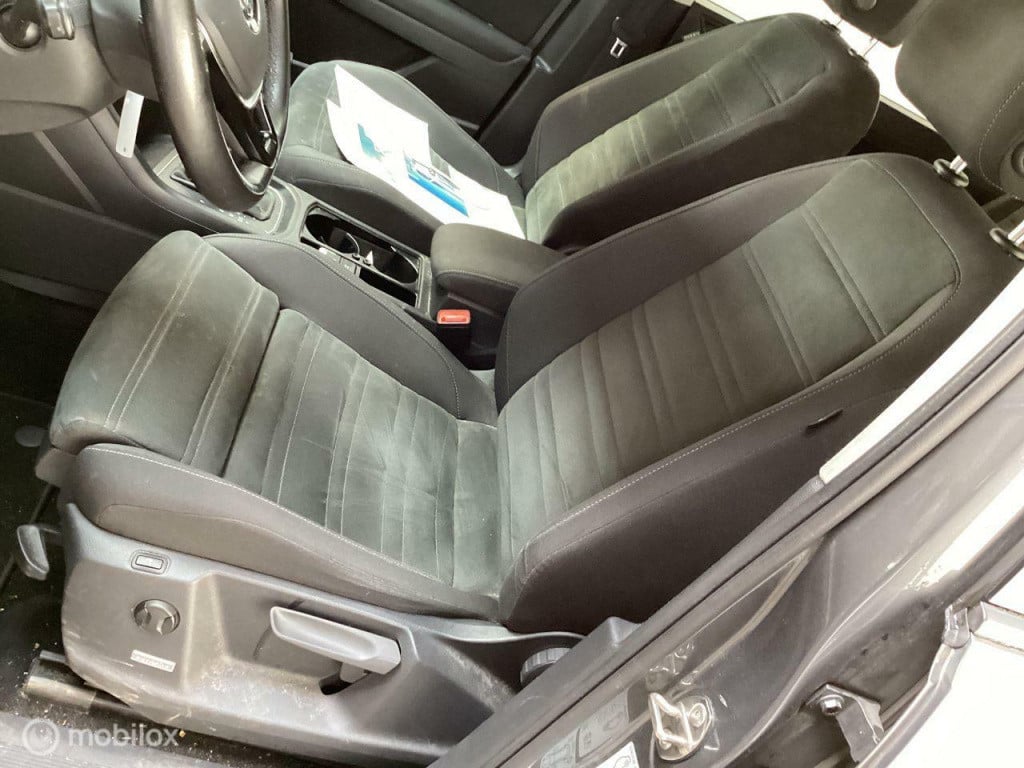 Volkswagen Touran 1.5 tsi comfortline business 7p/automaat/airco/cruise/tre