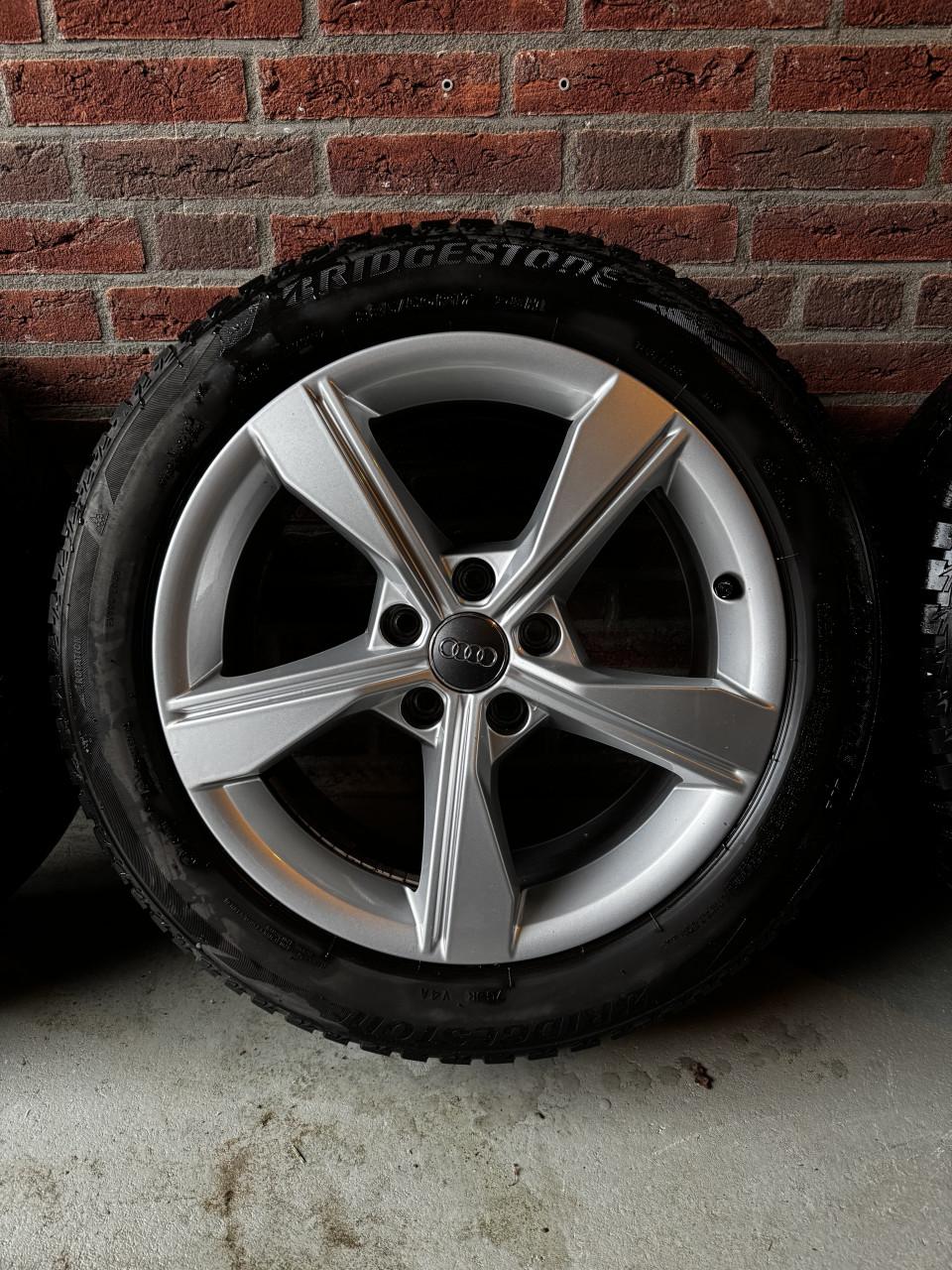 Originele 17” Audi velgen + winterbanden