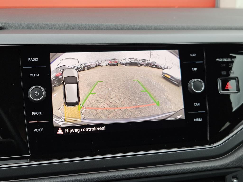 Volkswagen Taigo 1.5 tsi r-line | camera | carplay