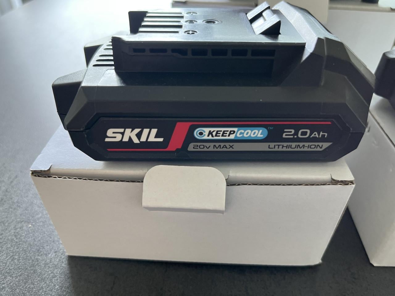 Skil snellader plus accu - nieuw in doos