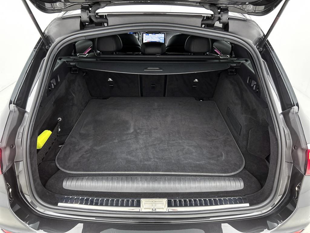 Mercedes-Benz E-Klasse estate 300 e amg plug-in hybride trekhaak | amg line