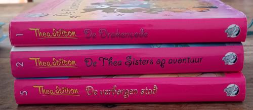 Drie boeken Thea Stilton