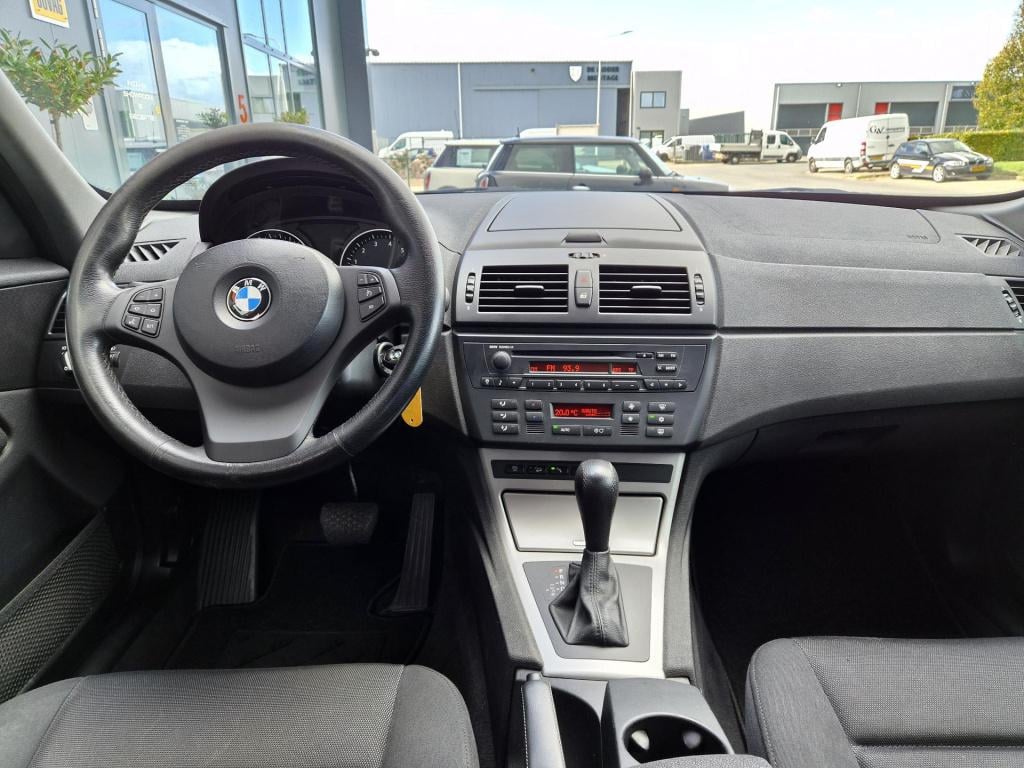 BMW X3 2.5i executive