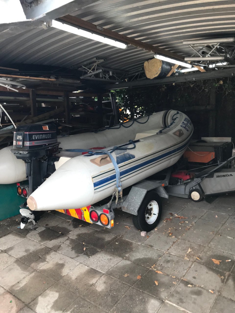 Rip met trailer en 25 pk 2takt
