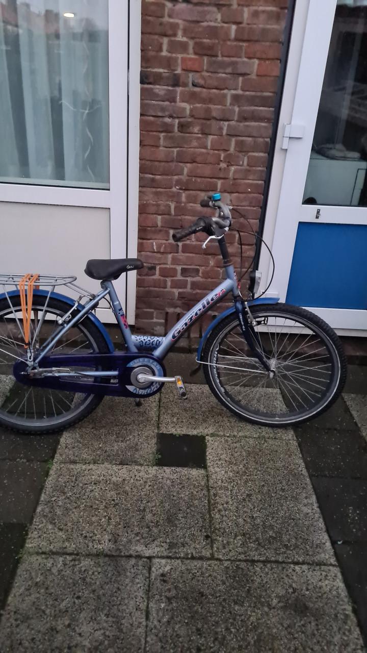 Meisjes fiets GAZELLE met 3 versnellingen-24inch- 9-13jaar