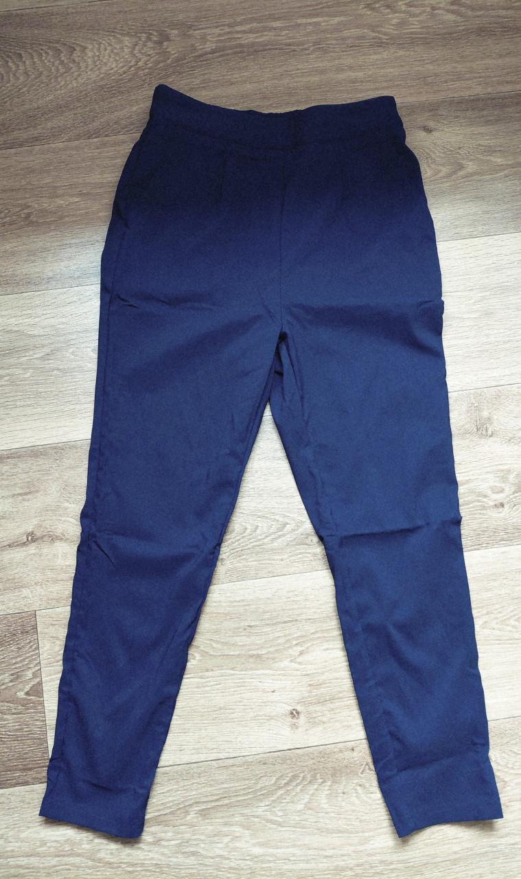 Marineblauwe 7/8 broek - Maat S, Nieuwstaat