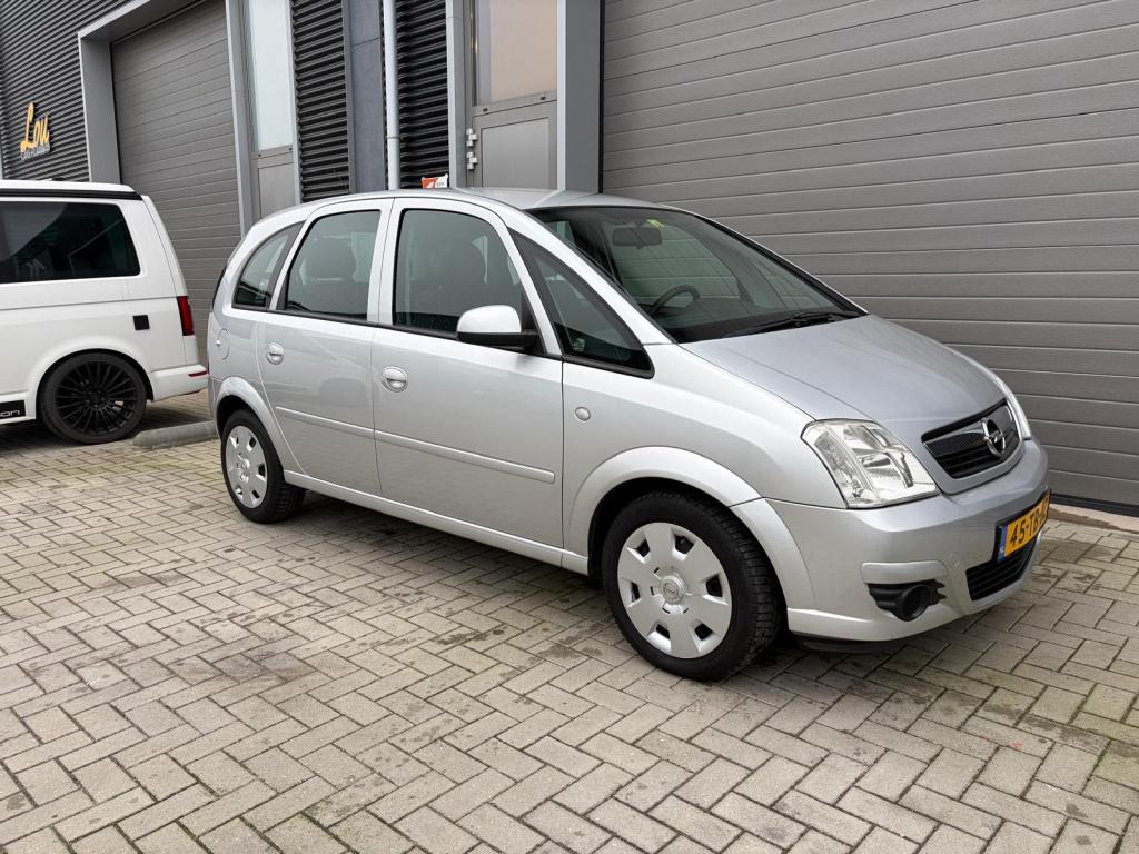 Opel Meriva 1.6-16v enjoy/automaat/140.000 nap/trekhaak/