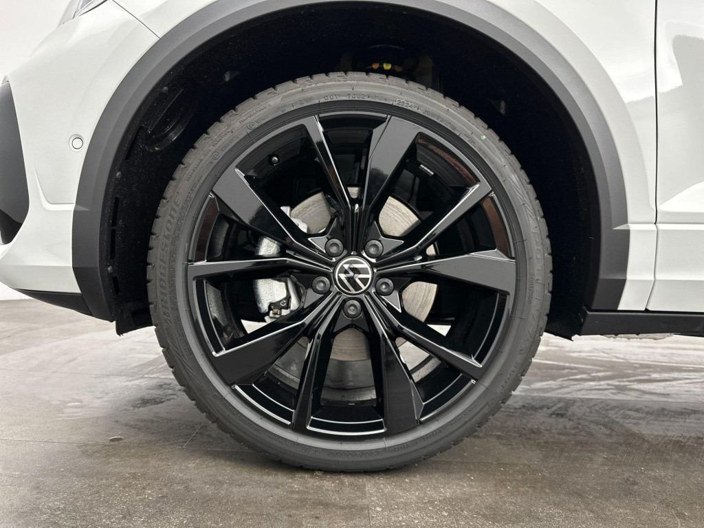 Volkswagen T-roc r-line-edition 1.5 110 kw / 150 pk tsi suv 7 versn