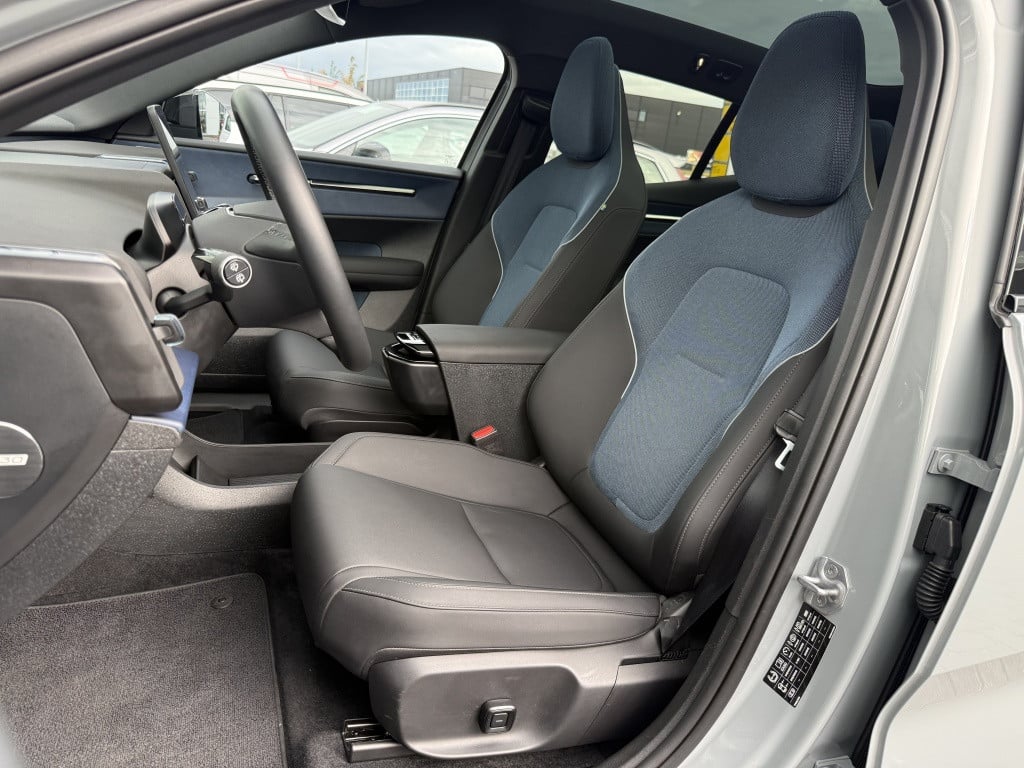 Volvo Ex30 extended range ultra 272pk| panodak| adap.cruise| trekhaak|360ca