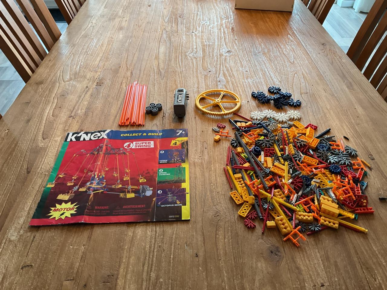 Knex Super Swing, compleet met motor en gebruiksaanwijzing