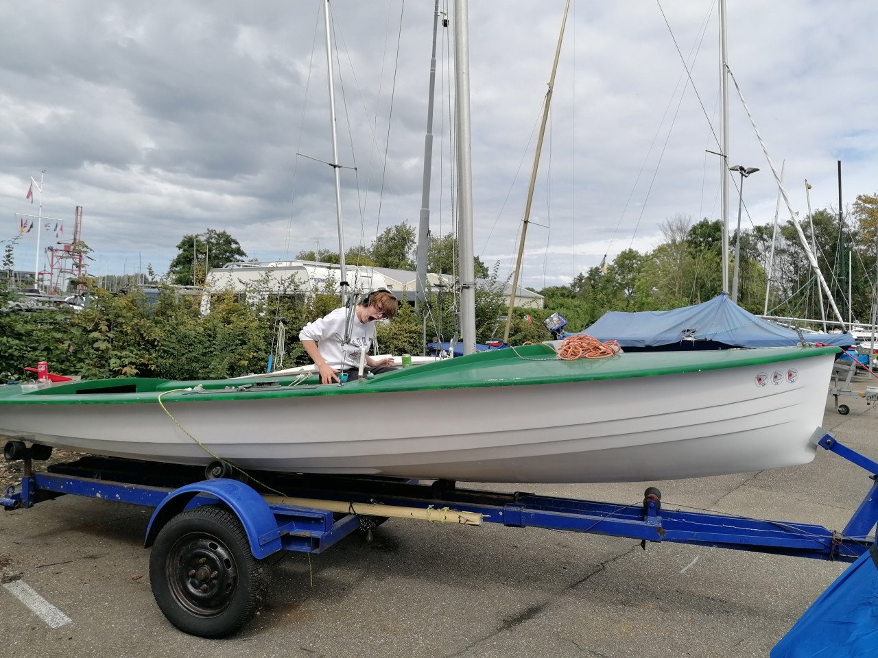 Opknapper - Zeilboot inclusief wegtrailer