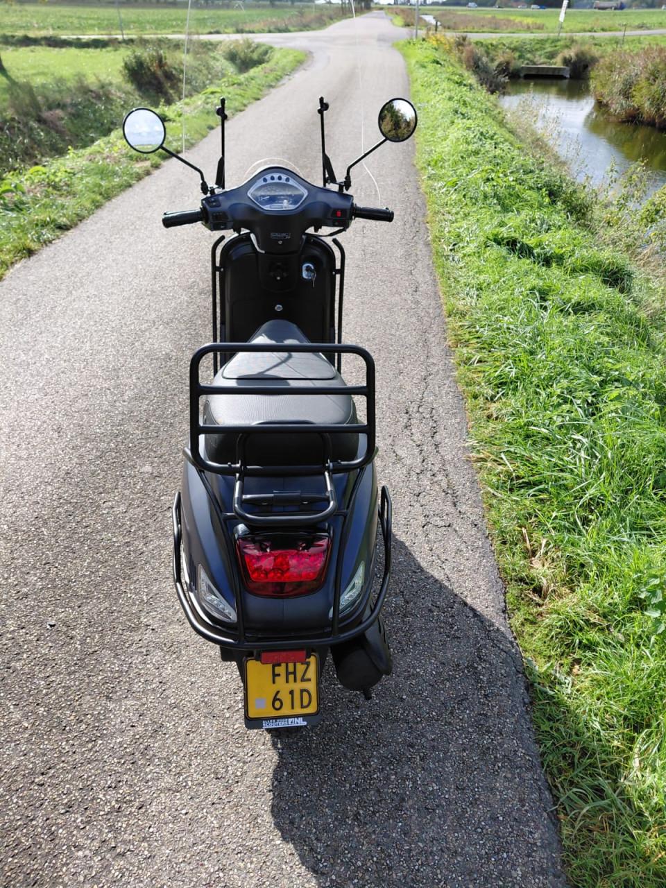 Momo Morino bromscooter 2021