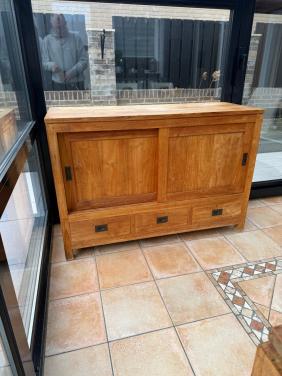 Dressior kast