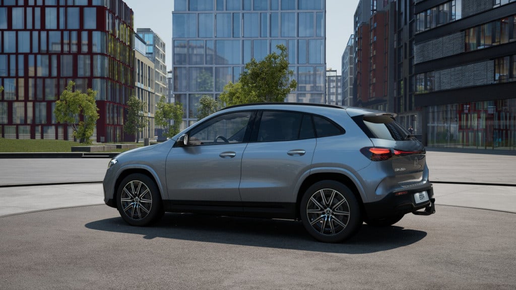 Mercedes-Benz Eqa 250+ business solution amg 71 kwh | trekhaak | nightpakke