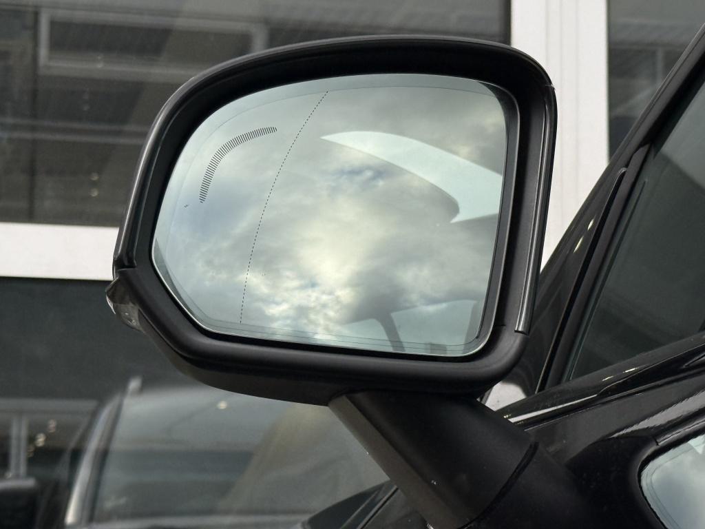 Volvo XC40 t5 262pk recharge ultra dark| full options !