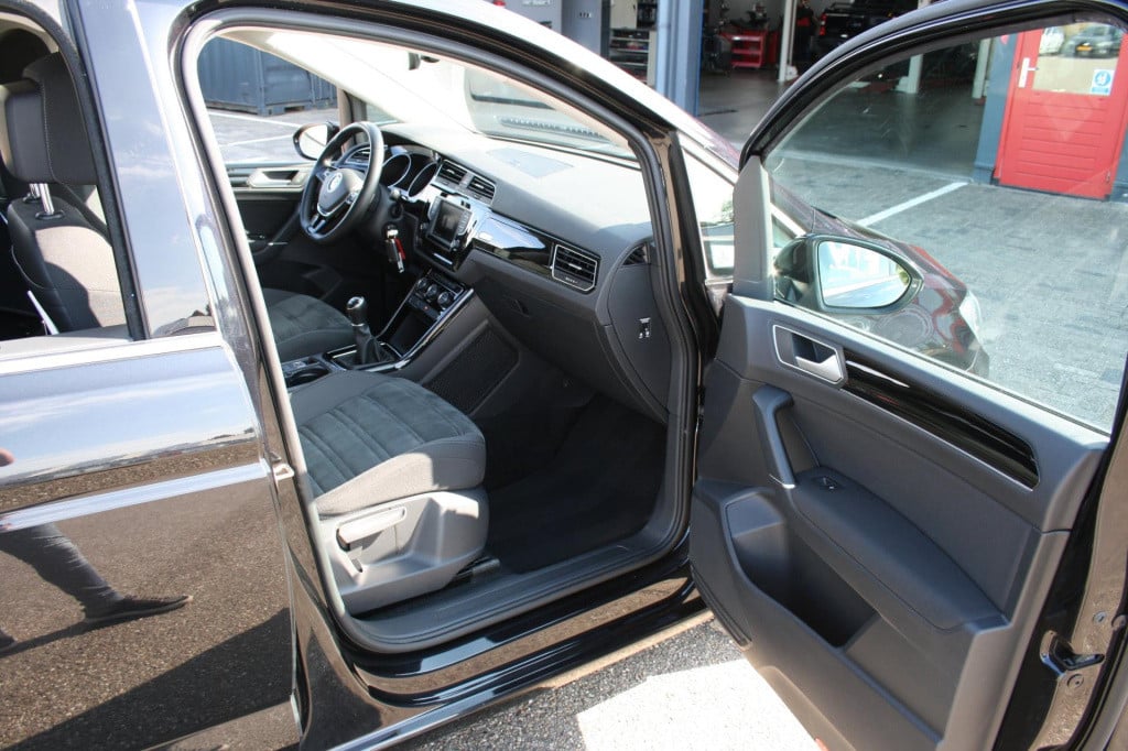 Volkswagen Touran 1.4 tsi highline 7p
