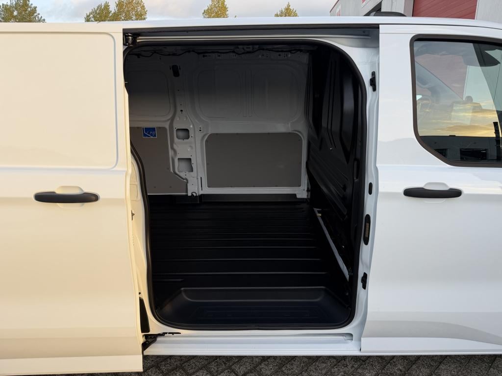 Ford E-transit cust. 340 l2h1 trend 71 kwh | camera | stoel/stuur verw. |