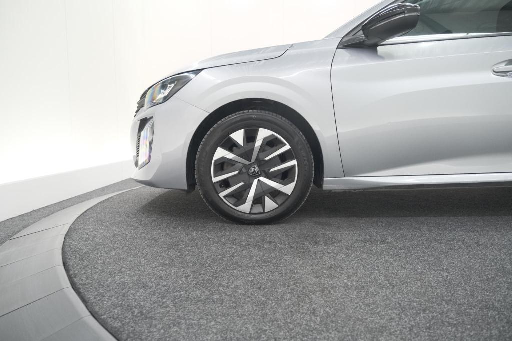 Peugeot 208 puretech 100 active | parkeersensoren | navigatie | apple carpl